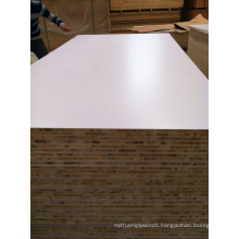 White Melamine Paper Faced Blockboard /18mm Poplar Core Blockboard
